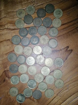 Lote de 46 monedas peseta
