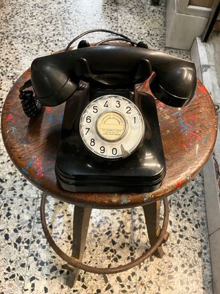 TELEFONO ANTIGUO BAQUELITA