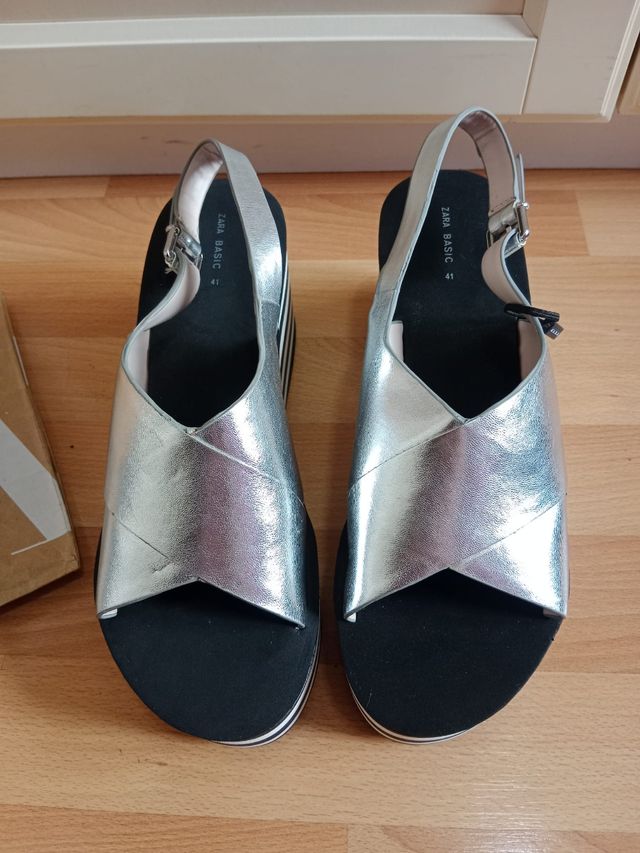 Sandalias plataforma Zara sin estrenar