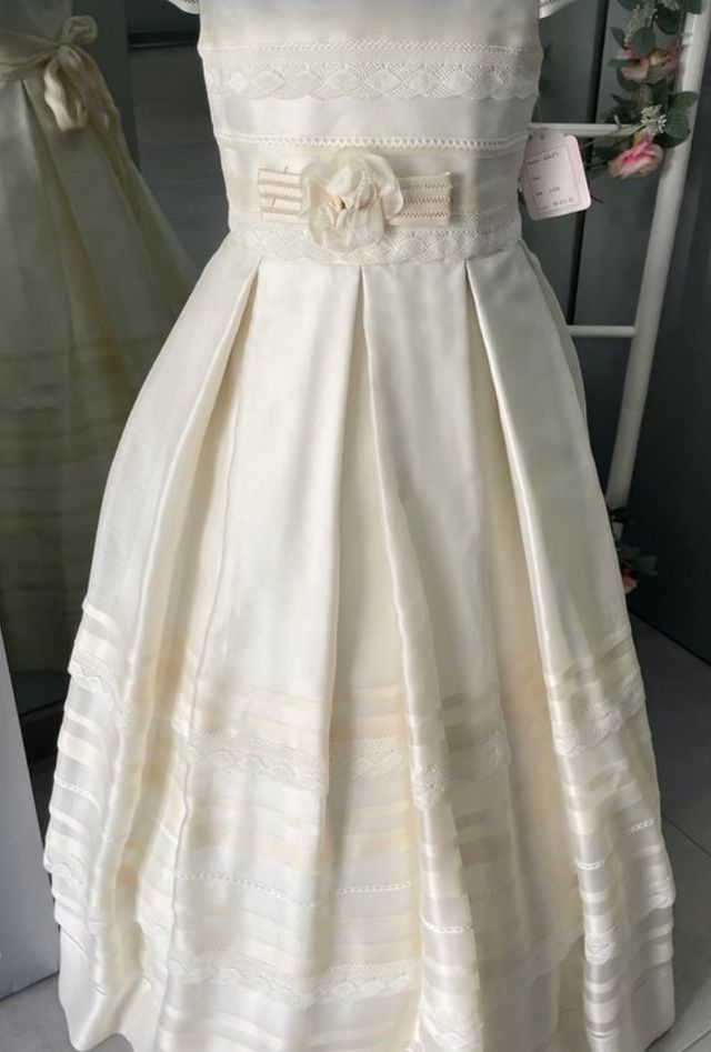 Nuovi vestiti da comunione