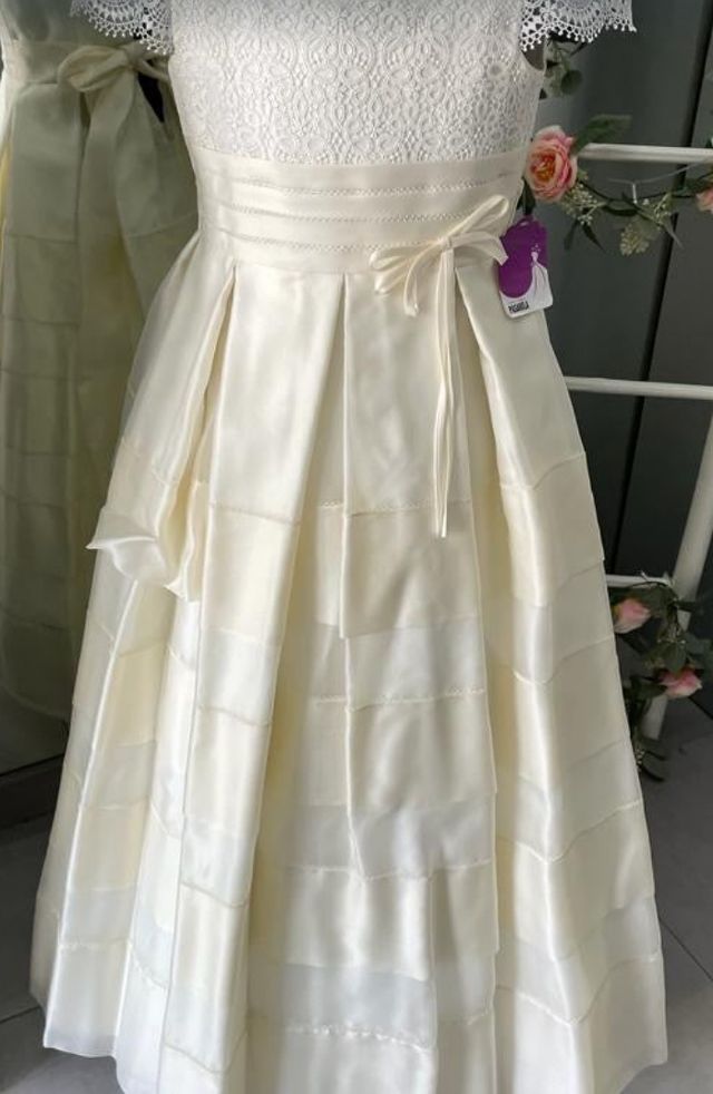 Nuovi vestiti da comunione