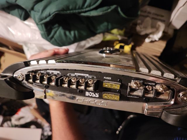 amplificador 4 canales