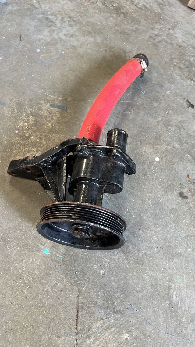 BOMBA AGUA MERCRUISER BRAVO