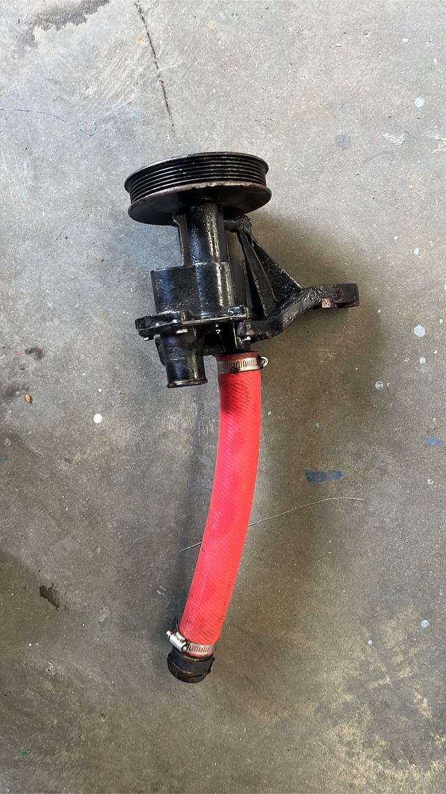 BOMBA AGUA MERCRUISER BRAVO