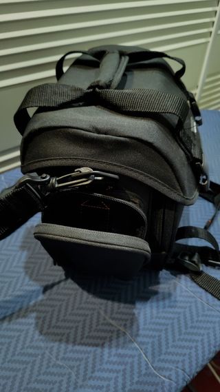 Funda Cámara Amazon Basics