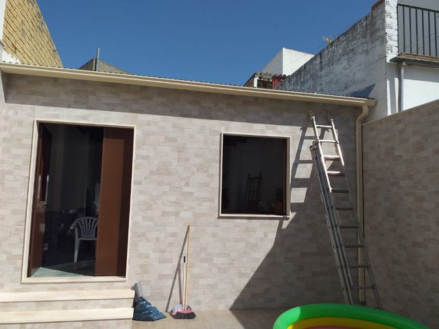 "INSTALACIONES DE CANALONES DE ALUMINIO"