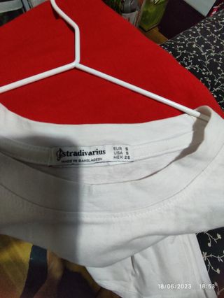 Lote de 4 Camisetas  talla s