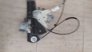 Elevalunas delantero derecho BMW E46 COUPÉ