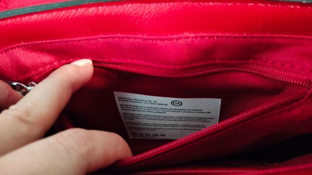 Bolso rojo C&A