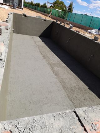 Construcción piscinas & Gunitado vía húmeda