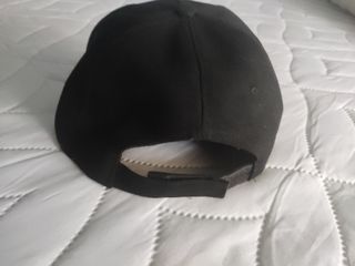 Gorra ancha negra 