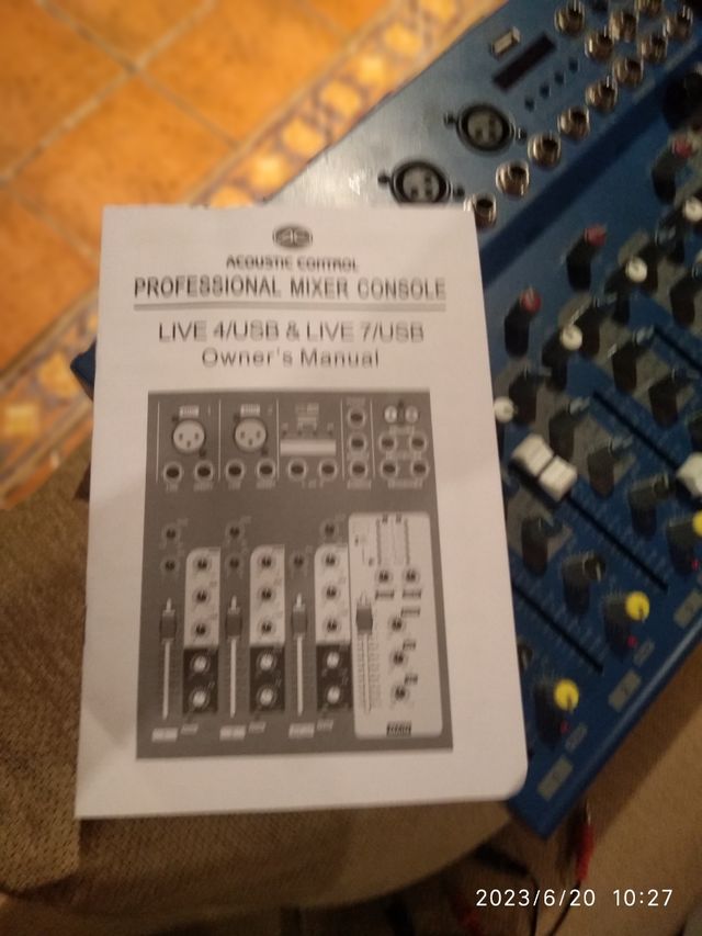 Mesas de mezclas y micro