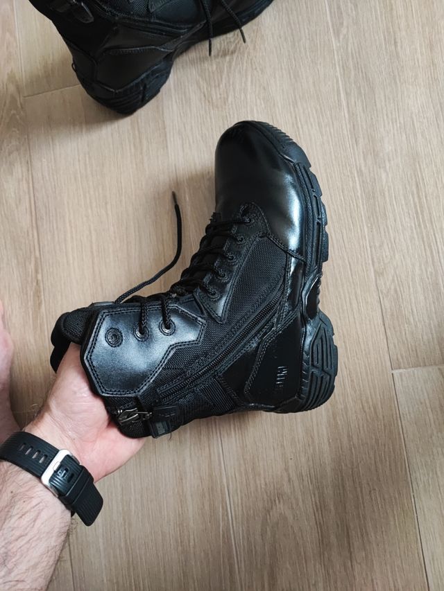 Botas Magnum Strike Force 8.0 DSZ