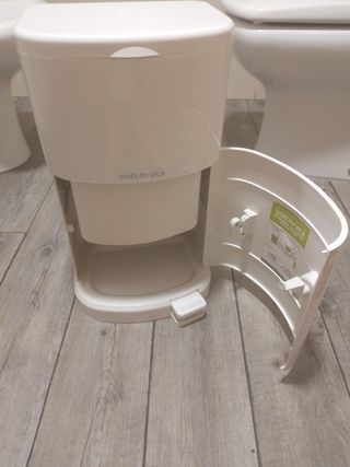 papelera pañales marca voltereta