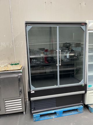 Nevera refrigerada - lácteos- dos puertas 