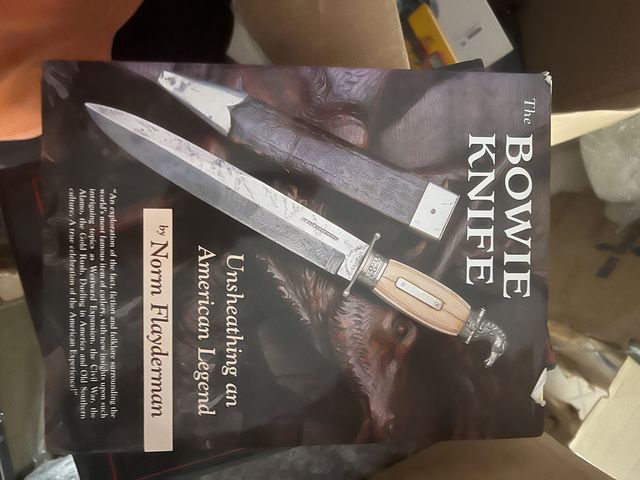 Libro The Bowie Knife