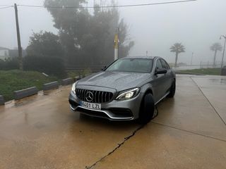 Mercedes-Benz Clase C AMG LINE