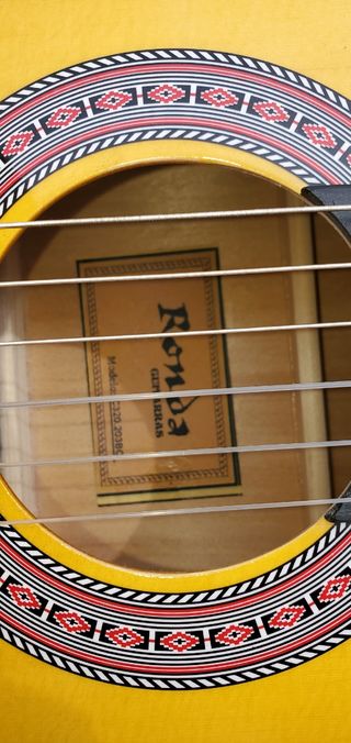 Guitarra española +Sintonizador+GUITAR CHORDS 