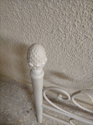 Cabecero nuevo de forja ( exposición)