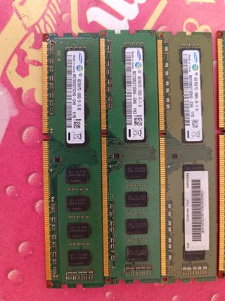 16GB (4x4GB) DDR3 1333 10600U SAMSUNG M378B5273CH0