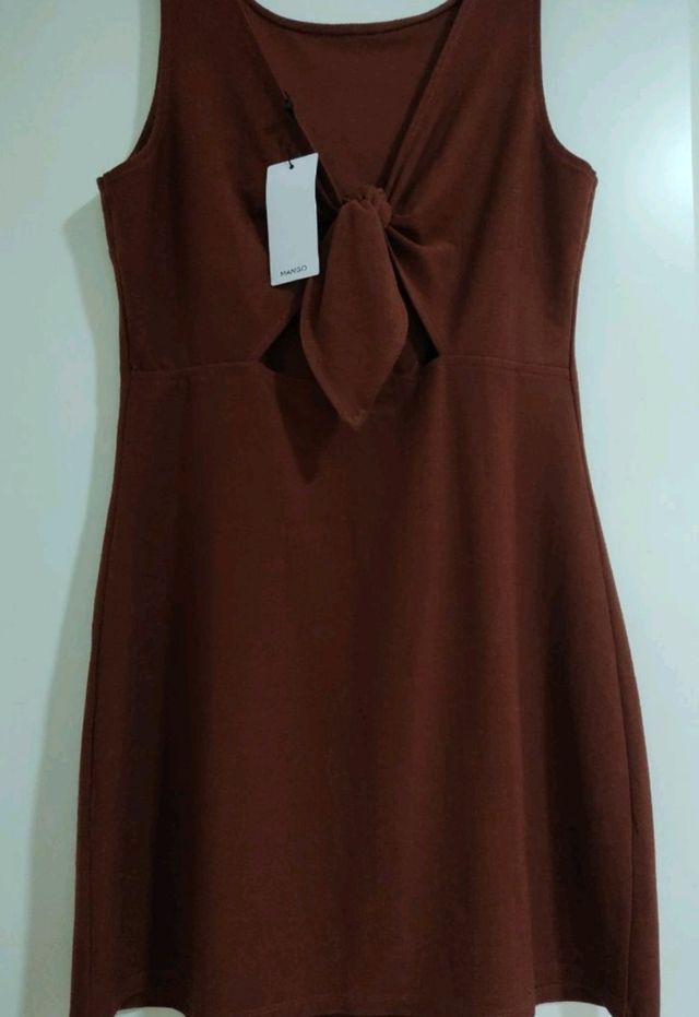 Nuovo abito in Mango