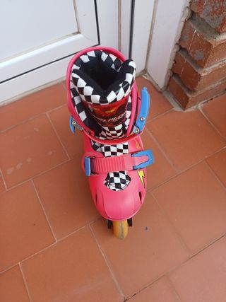 Patines McQuen niño talla 30