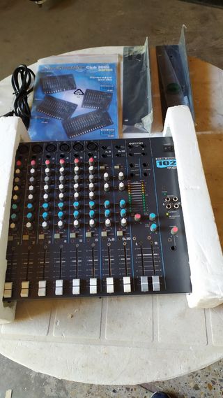 MESA DE DIRECTO STUDIOMASTER