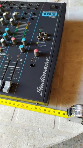 MESA DE DIRECTO STUDIOMASTER