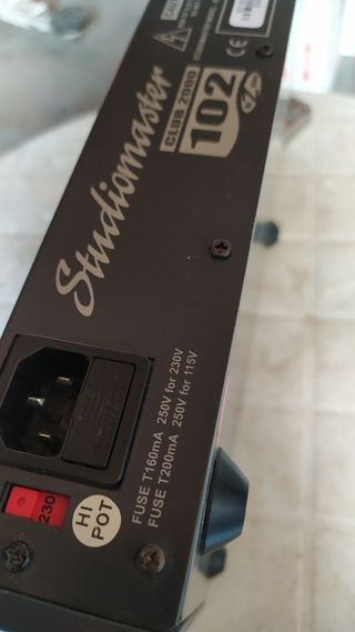 MESA DE DIRECTO STUDIOMASTER