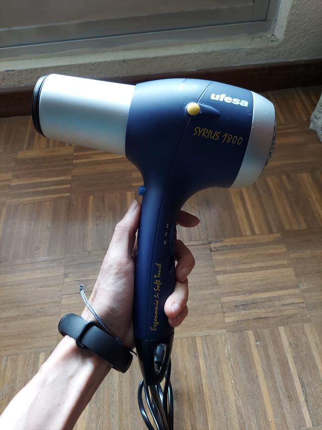 Secador de pelo Ufesa Syrius 1.800