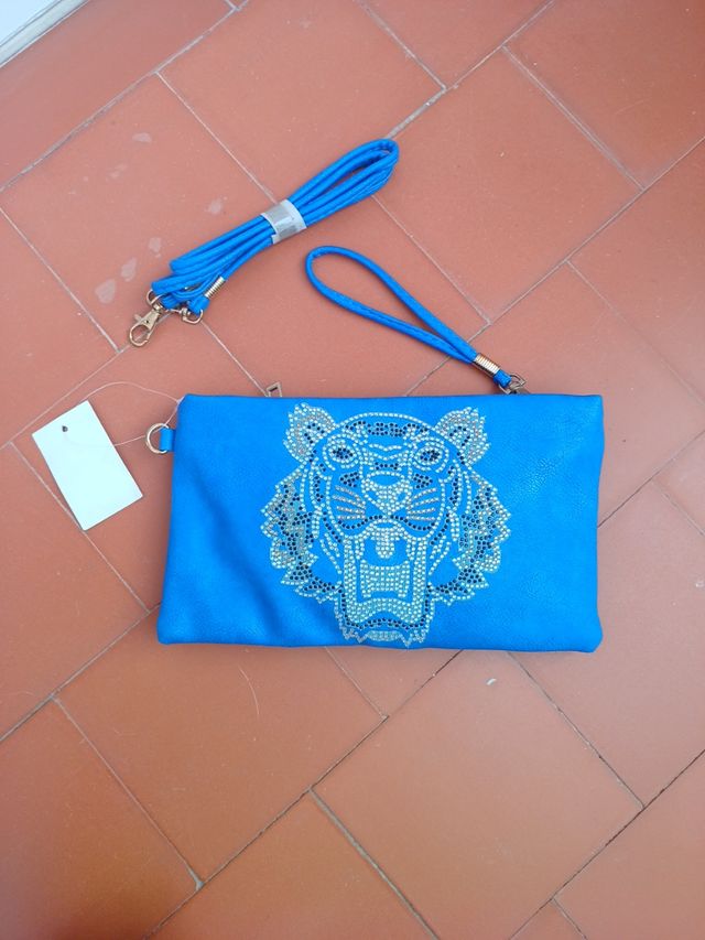Bolso de mano con dos correas