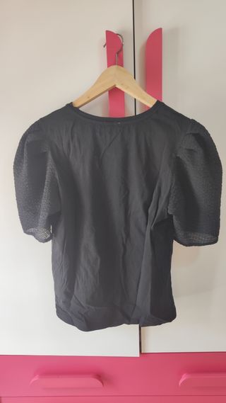 CAMISETA MANGAS CORTAS NEGRA