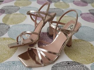Sandalias EZZIO