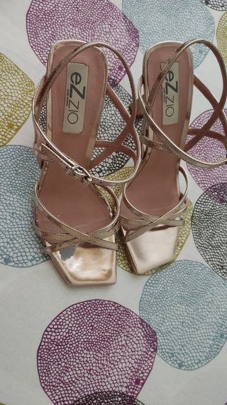 Sandalias EZZIO