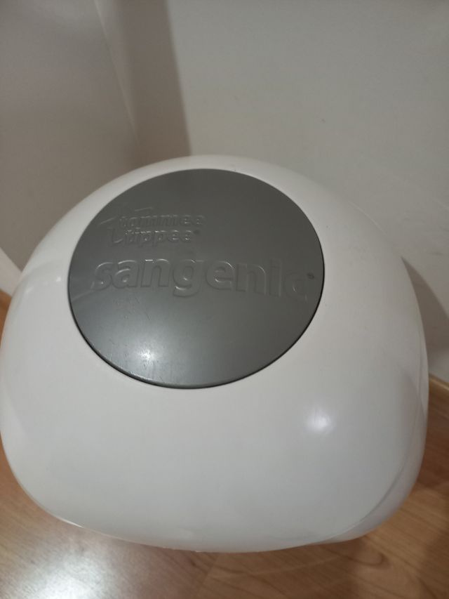 Papelera para pañales Tomme Tippee
