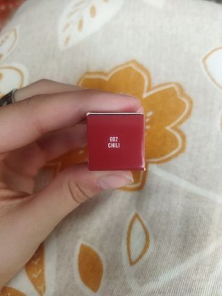 Pintalabios de MAC, tono 602 Chili, nuevo no