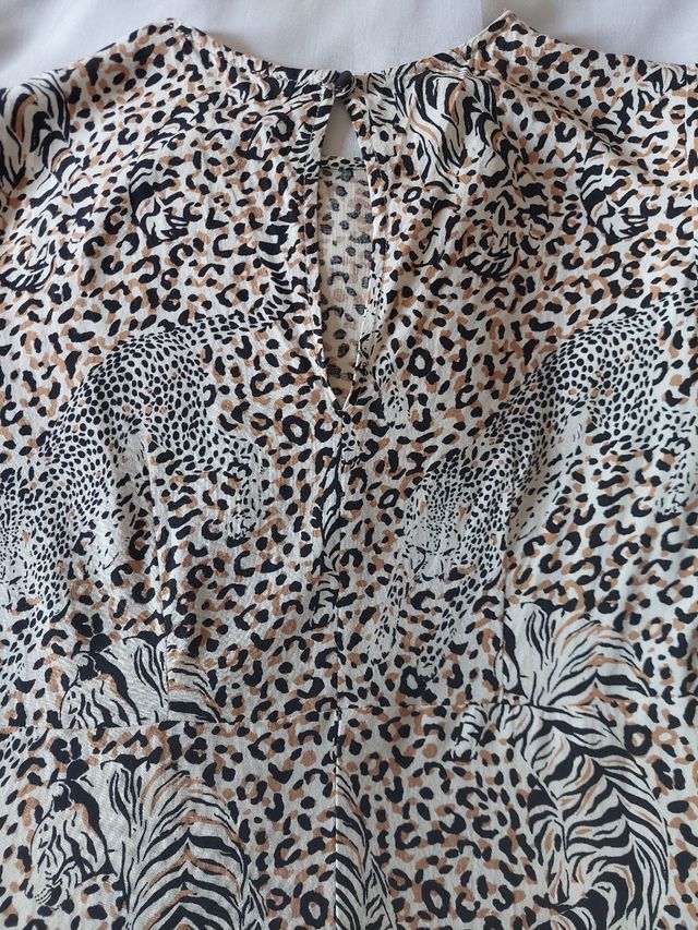 vestido falda evasé