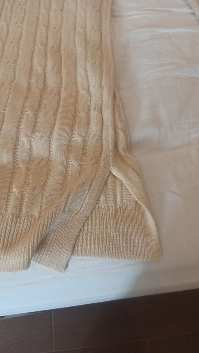 Vestido jersey oversize color crema