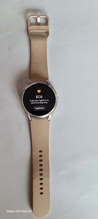 SAMSUNG GALAXY WATCH 4