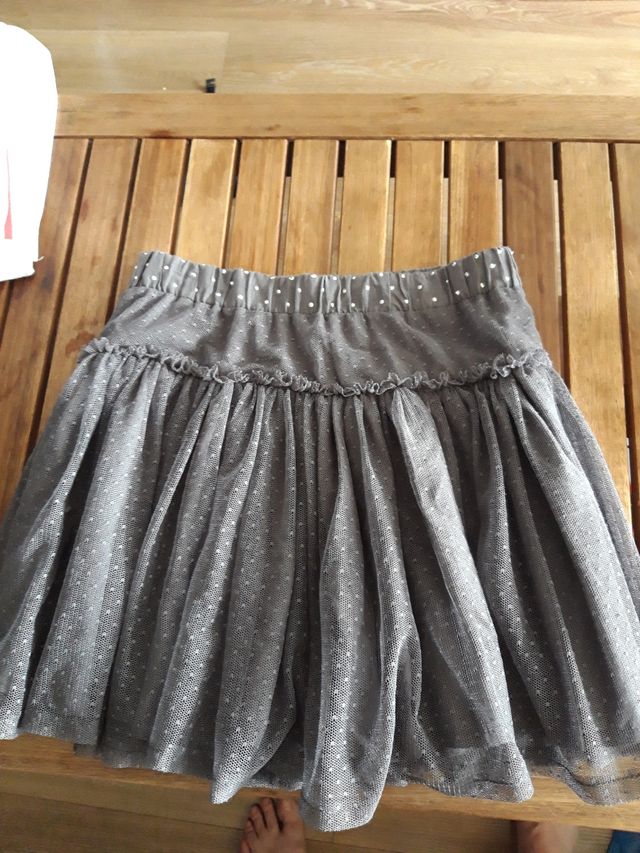 Falda gris tul niña 11-12 años .