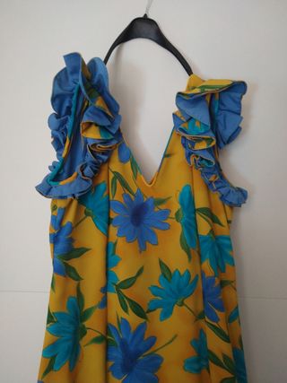 Traje de flamenca ideal para El Rocio