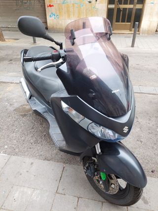 suzuki burgman 125 executive