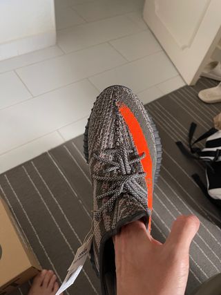 Yeezy boost 350 V2