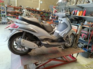 despiece Piaggio Beverly 125 año 2005