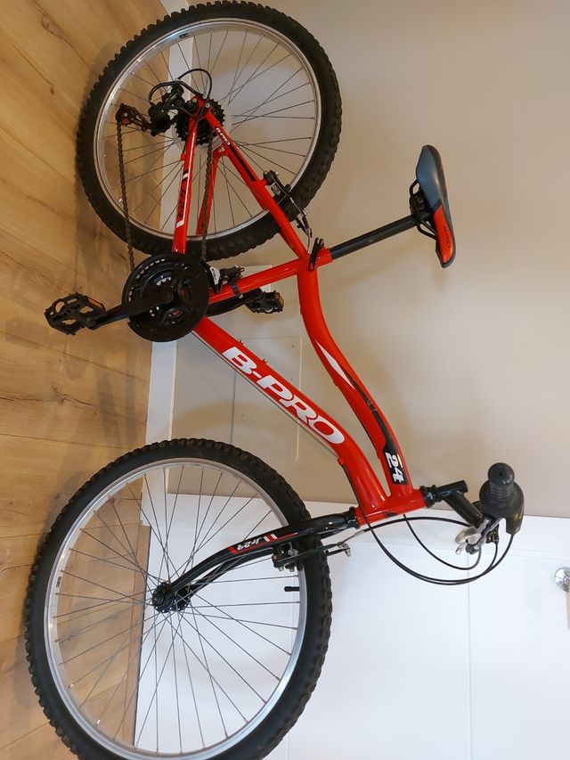 Bicicleta B-pro Jr 24,cambios shimano.