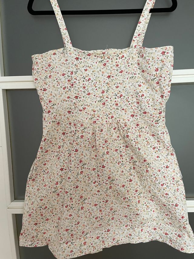 Vestido tipo pichi flores blanco