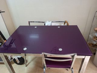 mesa con 4 sillas