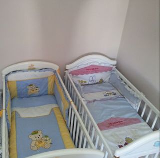 cuna 60x120 con colchon, colcha y chichonera