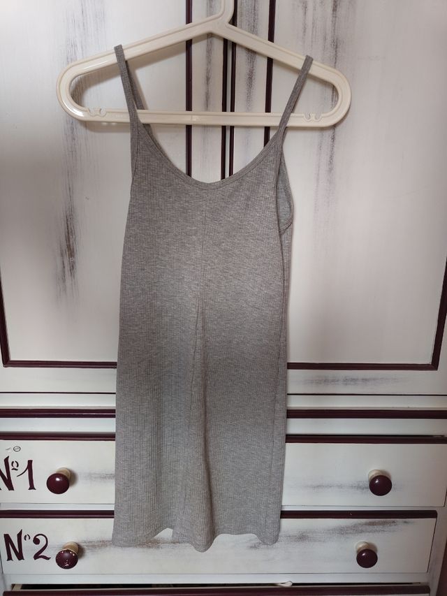 Vestido gris cremallera Bershka