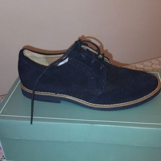 zapato de niño de vestir